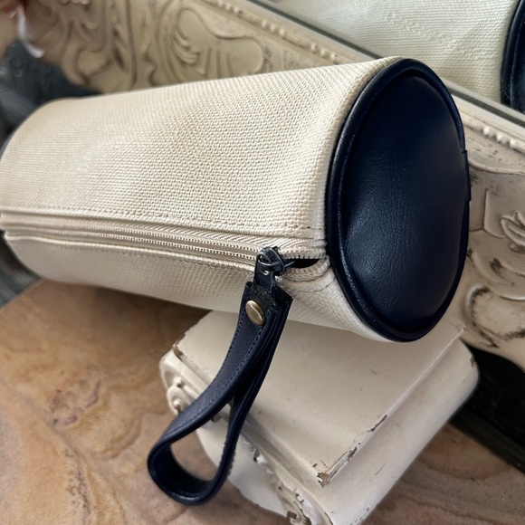 Cream Canvas Navy Blue Trim Cylindrical Barrel Wristlet Travel Bag Pouch Clutch - Picture 13 of 16